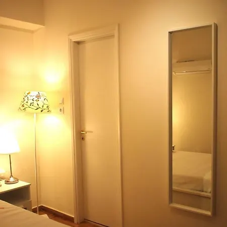 Charming Studio Posh Quartier Atena Exterior foto