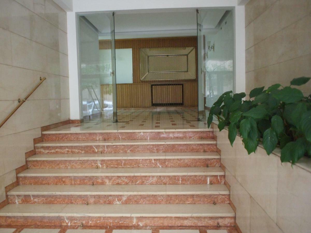 Apartament Charming Posh Quartier